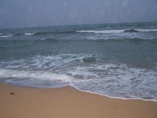 Meer, erfrischender Wind und Wellen